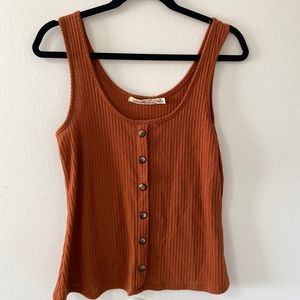 Cooper Top with buttons